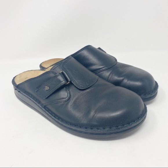 Finn Comfort Black Leather Men's Loafers - Picture 1 of 8